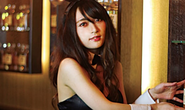 大分のガールズバー「兎茶屋 BUNNY CAFE」